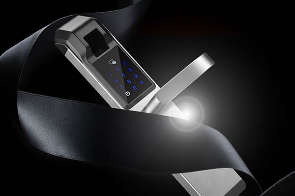 指紋鎖 助建 安全社區